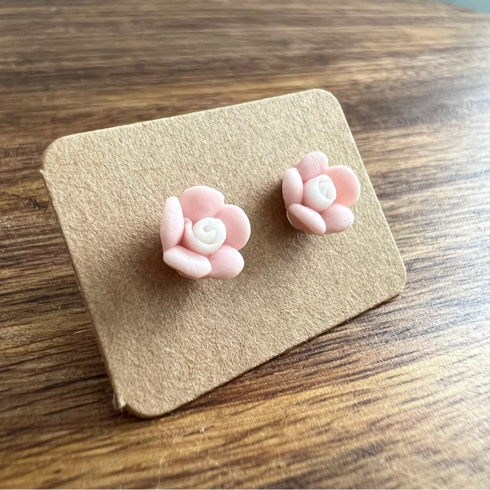 Dainty Pink Flower Earrings